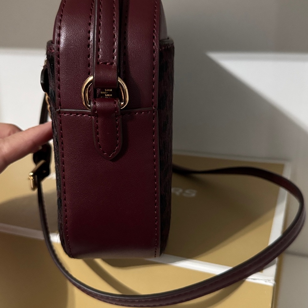 Michael Kors Dark Red / burgundy/ oxblood jet set Animal Print Crossbody Bag - Picture 14 of 16